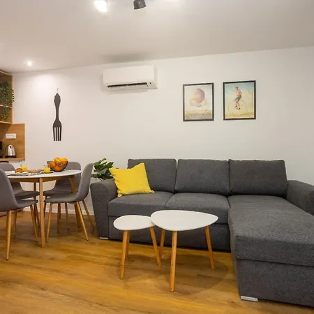 Radunizza Harmony - Charming In Oldtown Apartmán